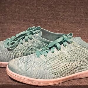 NIKE TENNIS CLASSIC ULTRA FLYKNIT